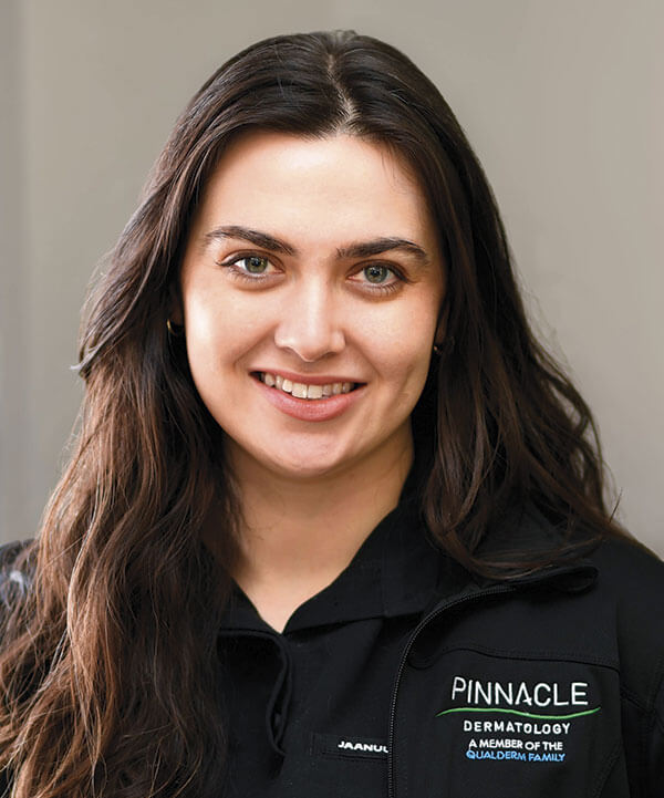 Alex Goode, Esthetician