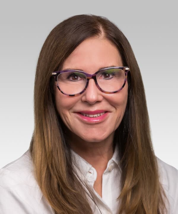 Debra Dunne Headshot