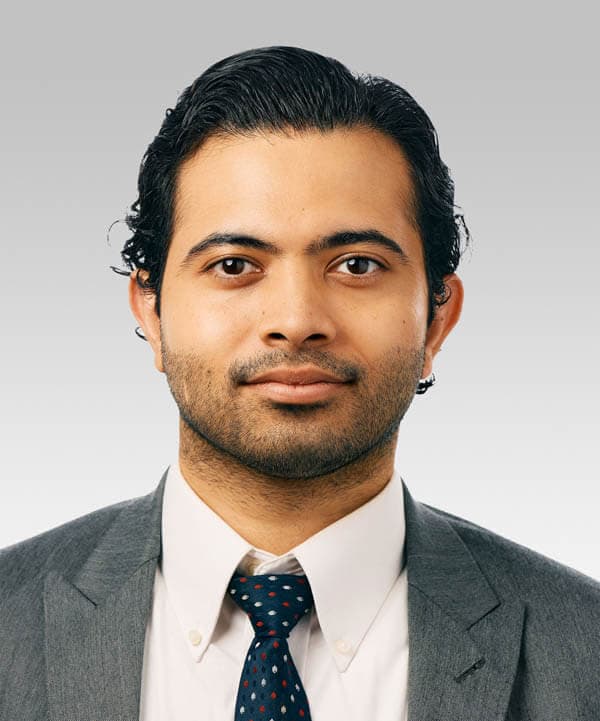 Padma Chitnavis Headshot